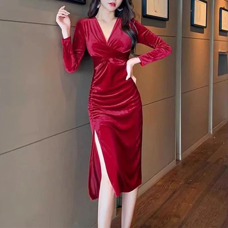 Pleuche Long Sleeve V-Neck Pleated Party Clothing 2024 Women Autumn Now Streetwear French Style Solid Thin Pullover Long Dress