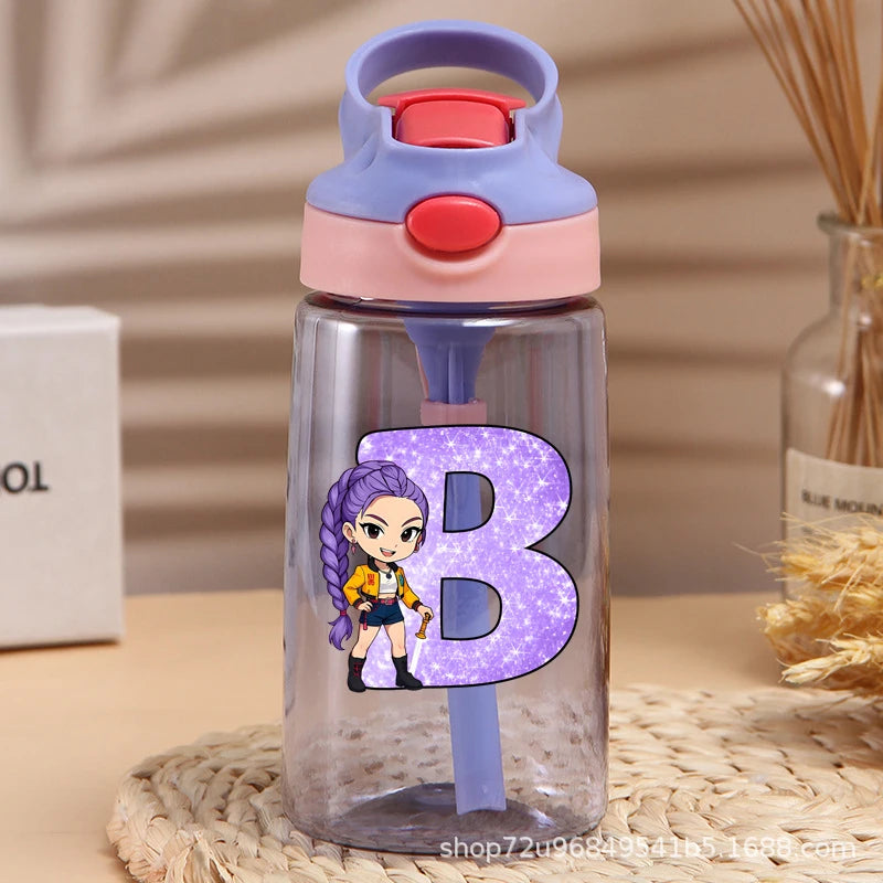 Move K-Pop Demon Hunters Plastic Water Bottle with Straw Letter A-Z Fashion Portable Portable Kettle Girls Cartoon Birthday Gift