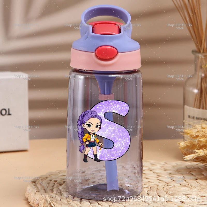 Move K-Pop Demon Hunters Plastic Water Bottle with Straw Letter A-Z Fashion Portable Portable Kettle Girls Cartoon Birthday Gift